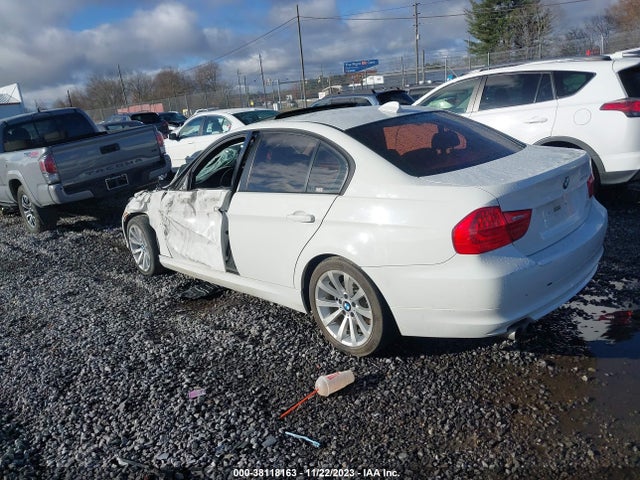 2011 BMW 328I VIN: WBAPH7G52BNM54819