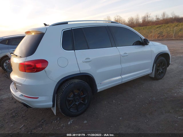 2017 VOLKSWAGEN TIGUAN 2.0T SPORT VIN: WVGTV7AX7HK016565