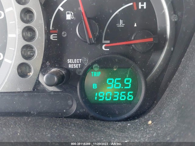 2005 HONDA PILOT EX-L VIN: 2HKYF18555H505887