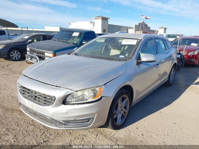 Volvo V60 T5 Premier Plus 2015 YV126MEC1F1206992 Image 2
