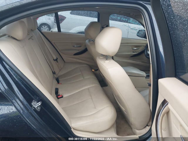 BMW 328i Xdrive 2014 WBA3B5G5XENS10473 Image 8