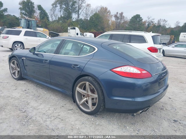 2011 PORSCHE PANAMERA WP0AB2A75BL062341 Photo 2