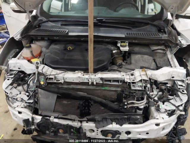 2017 FORD ESCAPE 1FMCU9J93HUB91304 Photo 9