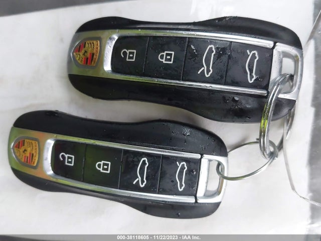 2023 PORSCHE TAYCAN WP0AA2Y11PSA15781 Photo 10