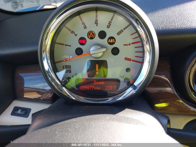 2008 MINI COOPER WMWMF335X8TU66826 Photo 6