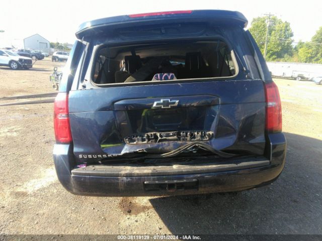 1GNSKHKC2KR300363 Chevrolet Suburban Lt