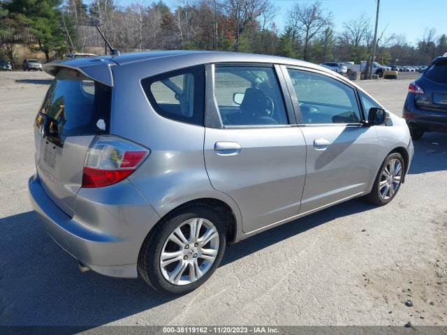 2009 HONDA FIT SPORT VIN: JHMGE88459S005975