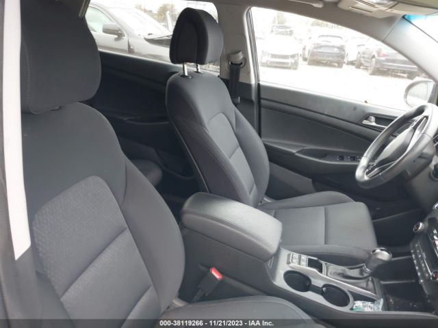 KM8J3CA27JU736680 Hyundai Tucson Value