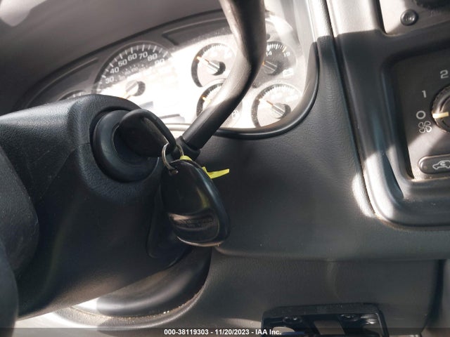 2004 CHEVROLET SILVERADO 1500 Z71 VIN: 1GCEK19T84E155486