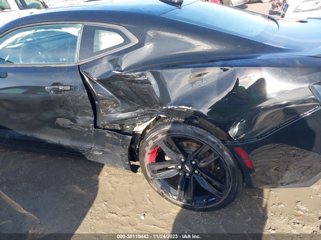 Chevrolet Camaro 2lt 2018 1G1FD1RS9J0154855 Image 6