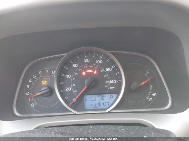 2015 TOYOTA RAV4 XLE VIN: 2T3RFREV8FW243817