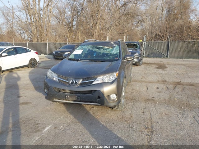2015 TOYOTA RAV4 XLE VIN: 2T3RFREV8FW243817