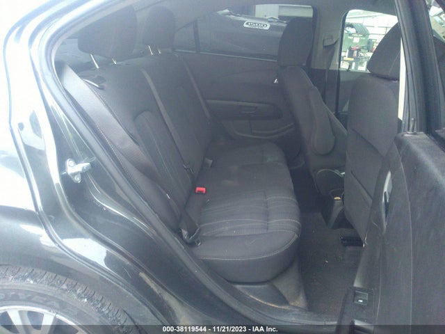 Chevrolet Sonic Lt Auto 2018 1G1JD5SH4J4140824 Image 8