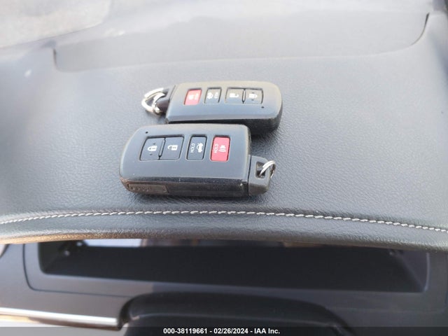 2014 TOYOTA CAMRY XLE V6 VIN: 4T1BK1FK3EU552122