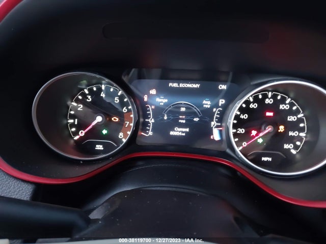 3C4NJDDB6HT667773 Jeep New Compass Trailhawk 4x4