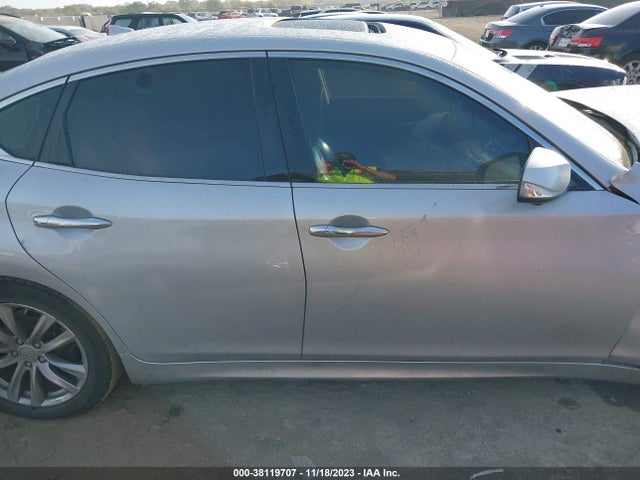 JN1BY1AP6JM181217 Infiniti Q70 3.7 Luxe