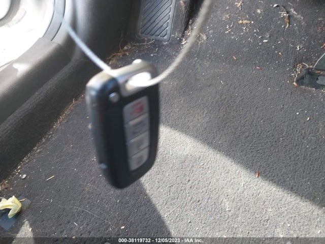 2013 HYUNDAI SONATA HYBRID LIMITED VIN: KMHEC4A4XDA097645