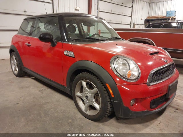 2011 MINI COOPER S WMWSV3C52BTY12238 Photo 0