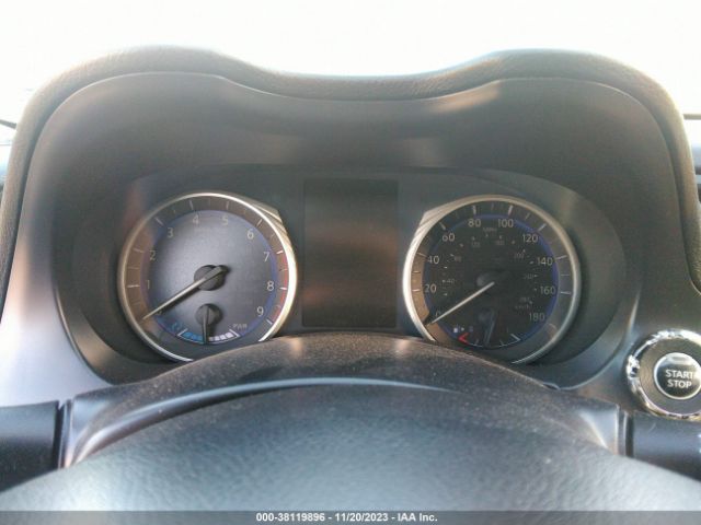 2014 INFINITI Q50 HYBRID JN1AV7AR0EM702446 Photo 6