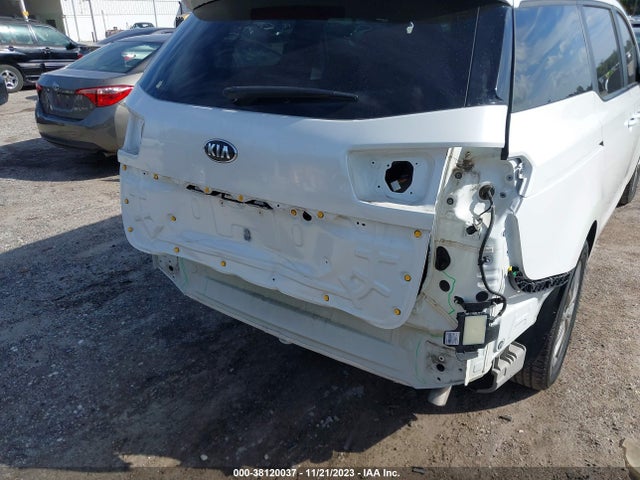 2021 KIA SEDONA EX VIN: KNDMB5C13M6674188