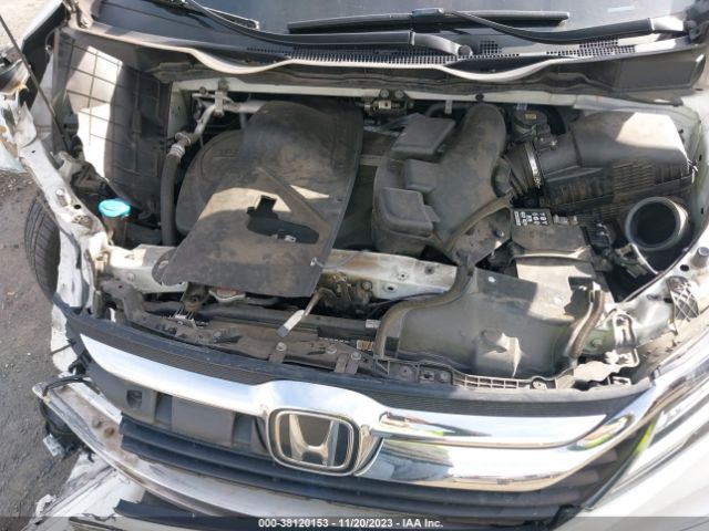 5FNRL6H9XJB010476 Honda Odyssey Elite