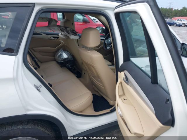 WBAVM1C57FV498200 BMW X1 Sdrive28i