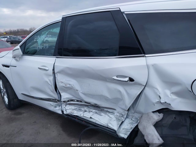 Buick Enclave Premium 2018 5GAERCKW9JJ155254 Image 13