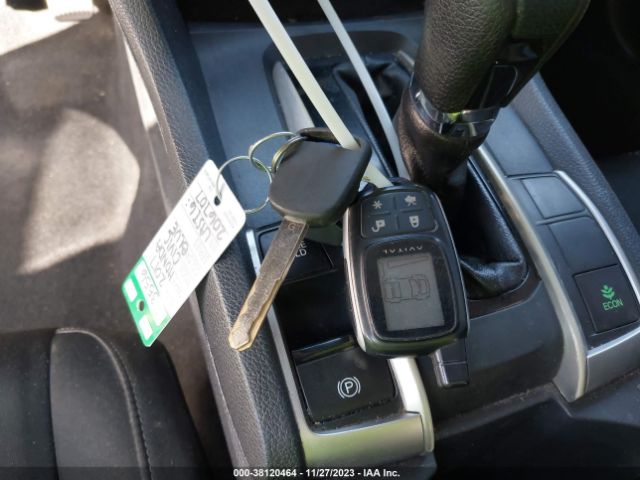 19XFC2F53HE206707 Honda Civic Sedan Lx