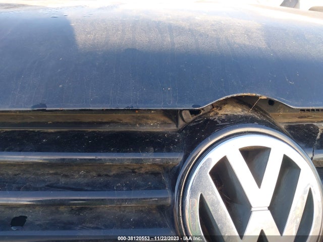 1999 VOLKSWAGEN JETTA GL VIN: 3VWRA29M8XM050672