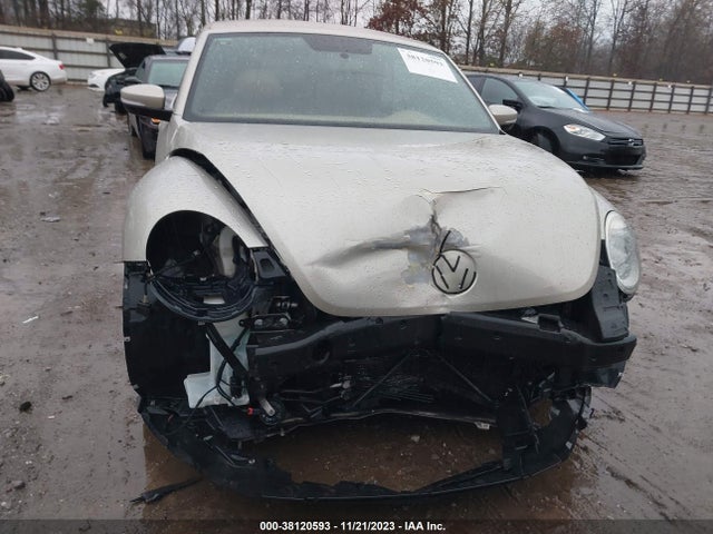 2013 VOLKSWAGEN BEETLE 2.5L VIN: 3VW5P7ATXDM802770