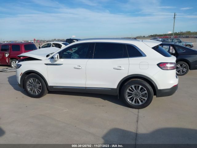 2LMPJ8K94PBL14474 Lincoln Nautilus Reserve