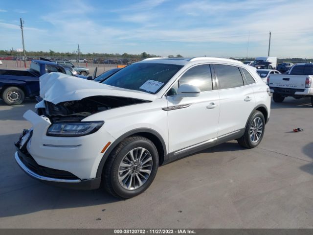 2LMPJ8K94PBL14474 Lincoln Nautilus Reserve