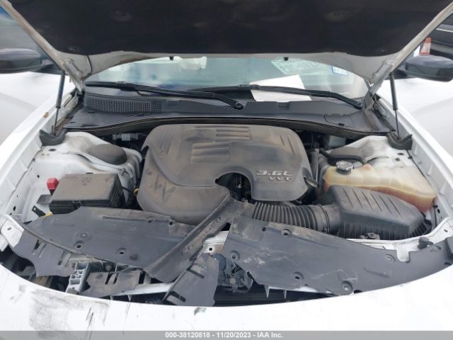 2C3CDXBG4LH111868 Dodge Charger Sxt Rwd