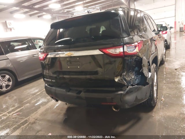 Chevrolet Traverse Ls 2018 1GNEVFKW5JJ187928 Image 17