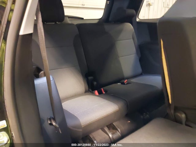 Chevrolet Traverse Ls 2018 1GNEVFKW5JJ187928 Image 12