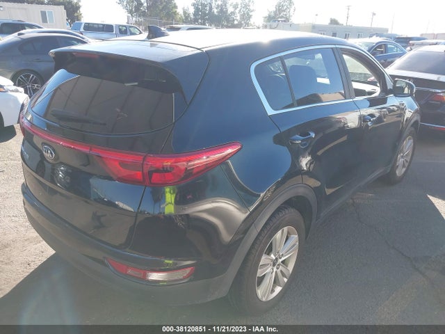 2018 KIA SPORTAGE LX VIN: KNDPM3AC7J7340557