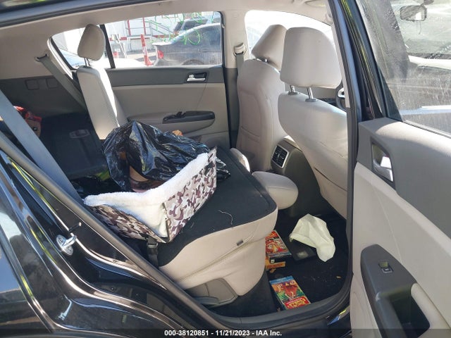 2018 KIA SPORTAGE LX VIN: KNDPM3AC7J7340557