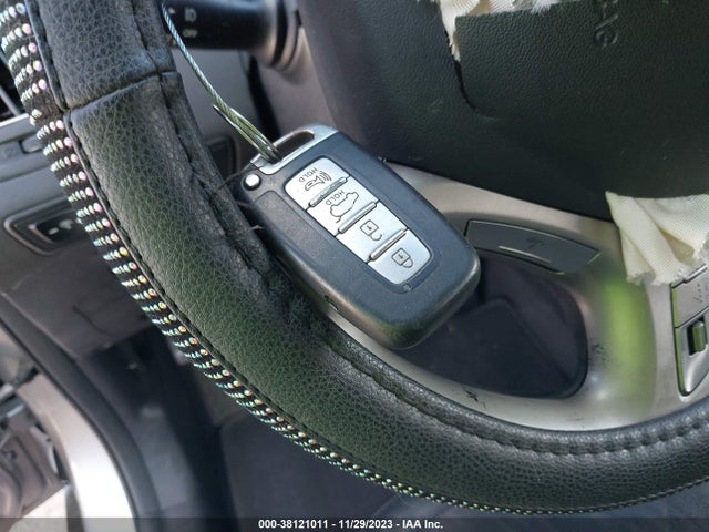 2013 HYUNDAI TUCSON LIMITED VIN: KM8JU3AC4DU604180