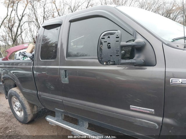 2007 FORD F-250 XLT/LARIAT/XL VIN: 1FTSX21P57EB44720