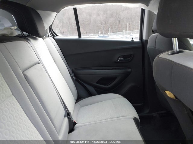 Chevrolet TRAX LS 2017 KL7CJNSB0HB163962 Image 8