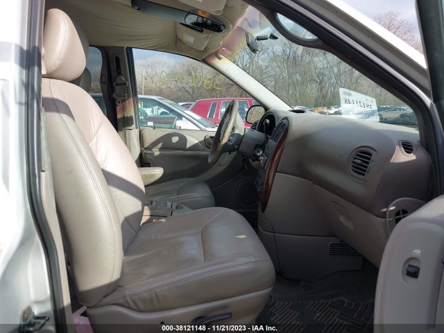 2001 CHRYSLER TOWN & COUNTRY LXI VIN: 2C4GP54L61R269638