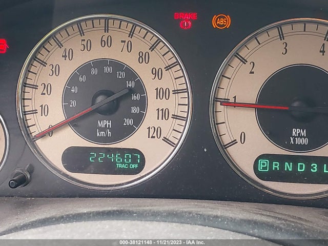 2001 CHRYSLER TOWN & COUNTRY LXI VIN: 2C4GP54L61R269638