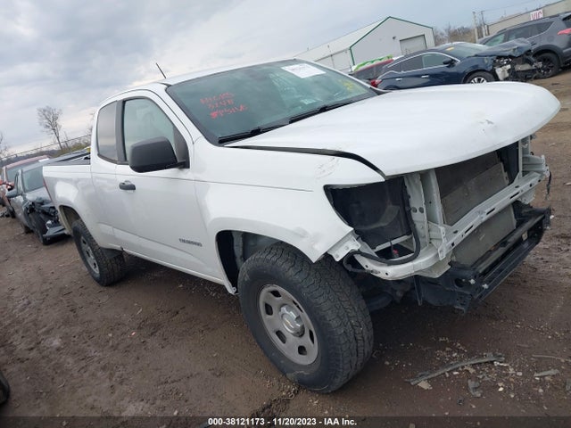 2018 1GCHSBEA1J1104051 main image