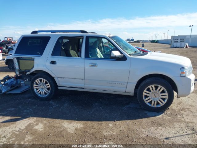 5LMJJ2H56EEL08824 Lincoln Navigator