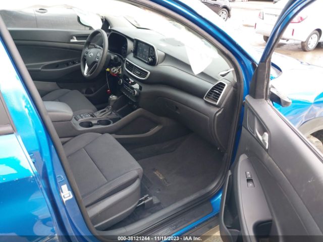 KM8J23A4XLU164303 Hyundai TUCSON SE