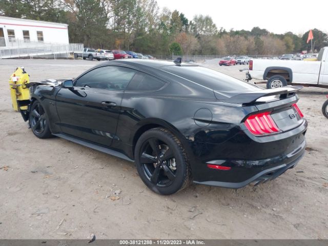 2022 FORD MUSTANG 1FA6P8CF6N5146262 Photo 2