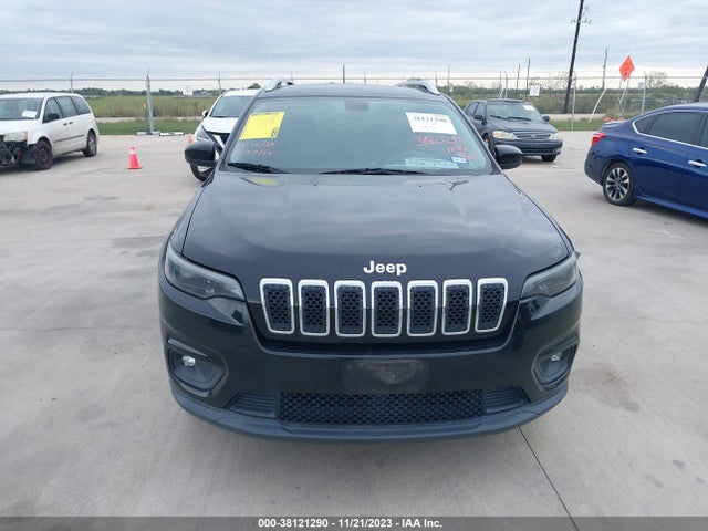 2019 JEEP CHEROKEE LATITUDE FWD VIN: 1C4PJLCB3KD247468