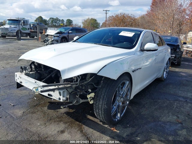 2014 JAGUAR XJ SAJWA1GTXEMV61823 Photo 1