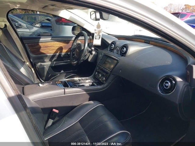 2014 JAGUAR XJ SAJWA1GTXEMV61823 Photo 4