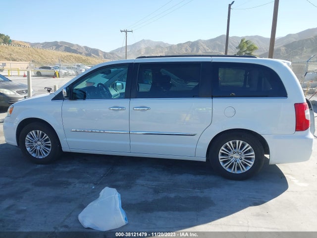 2C4RC1CG2FR618853 Chrysler Town & Country Touring-l